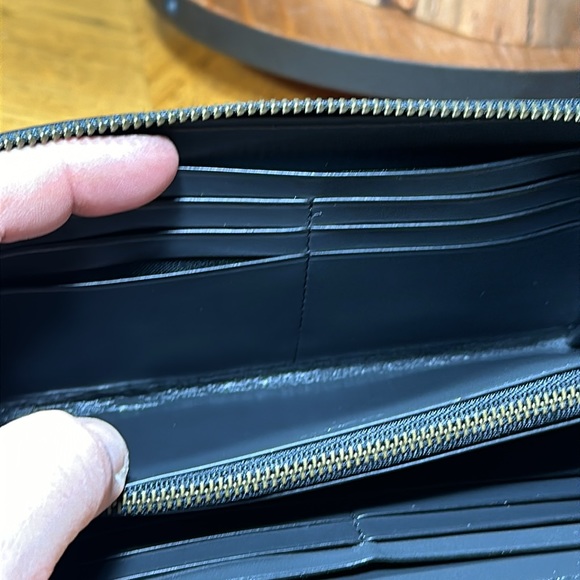 *HTF Color Combination* COACH Accordion Varsity Zip-Around Wallet - Picture 12 of 16